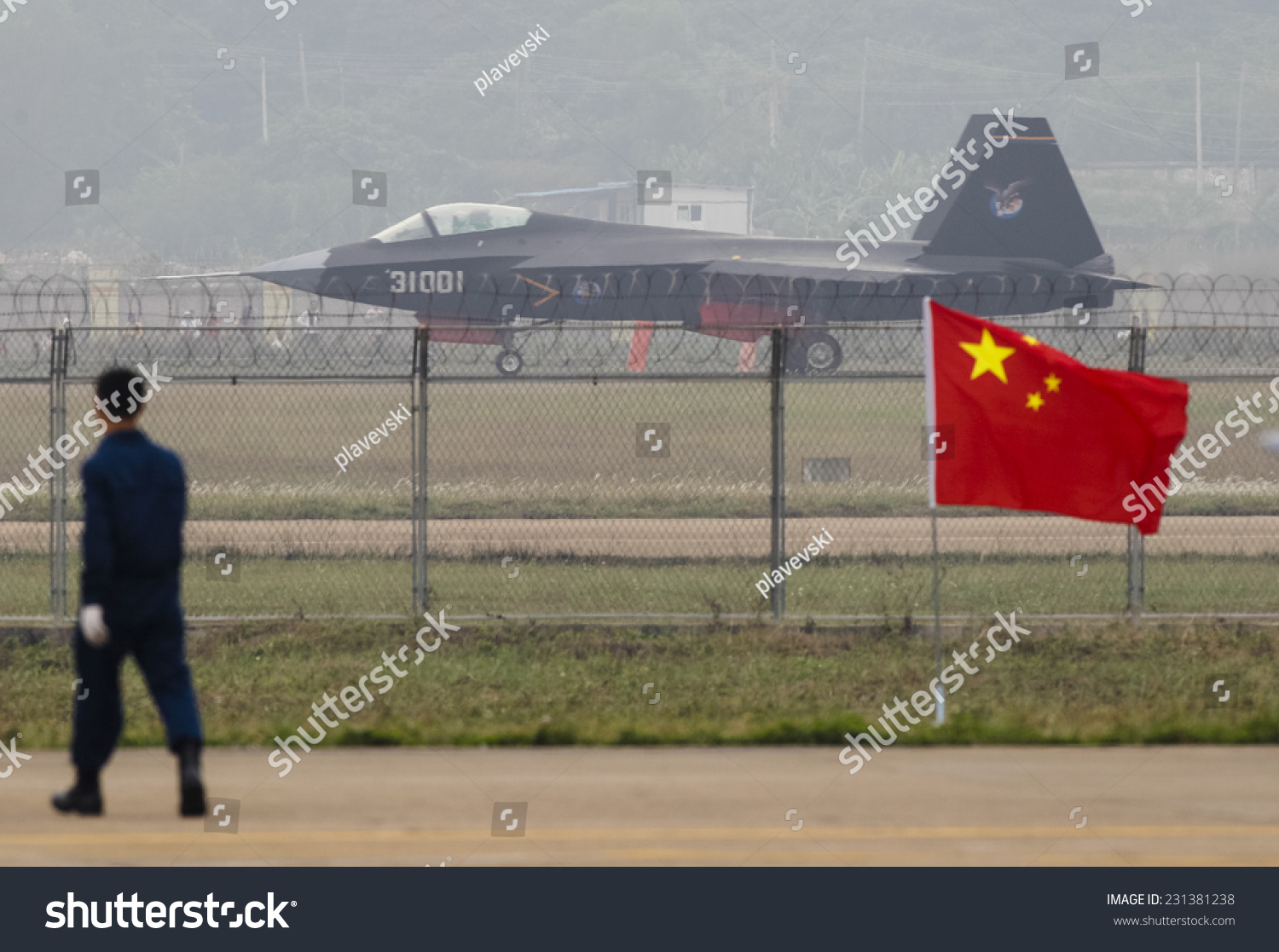 New Chinese Stealth Fighter Jet J31 の写真素材 今すぐ編集