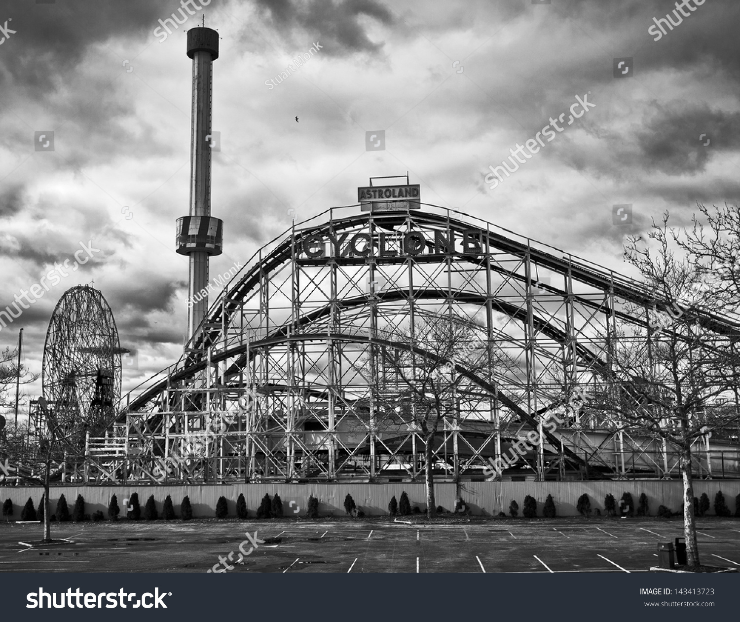 New York Dec 28 Cyclone Amusement Stock Photo (Edit Now) 143413723