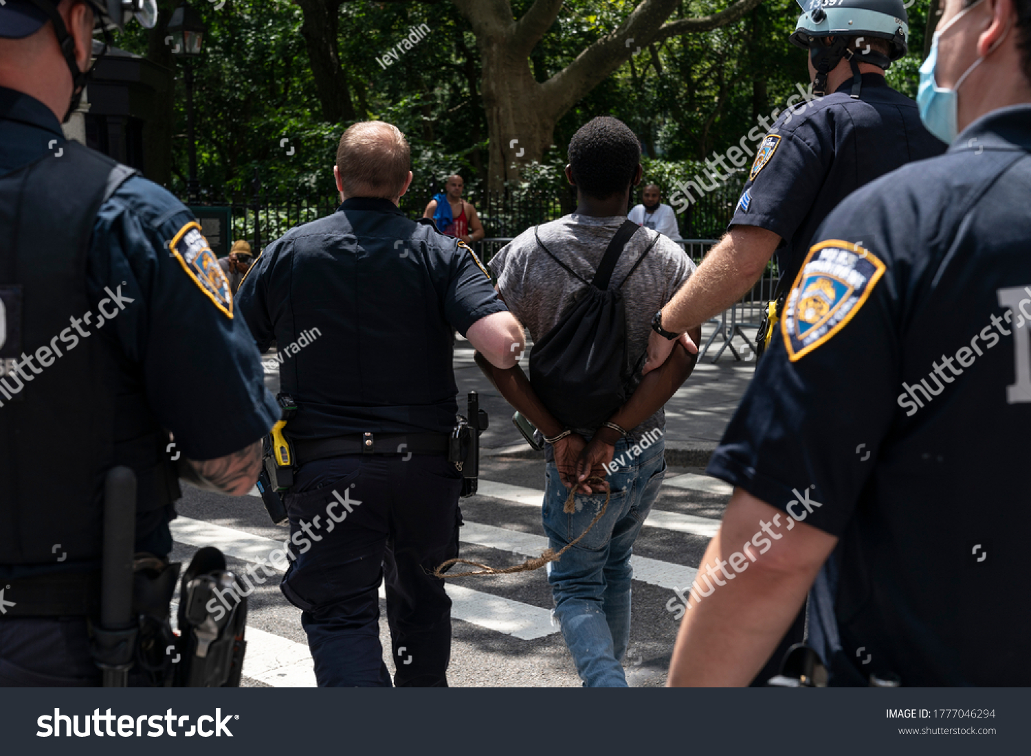 1,667 Nypd Arrest Images, Stock Photos & Vectors | Shutterstock