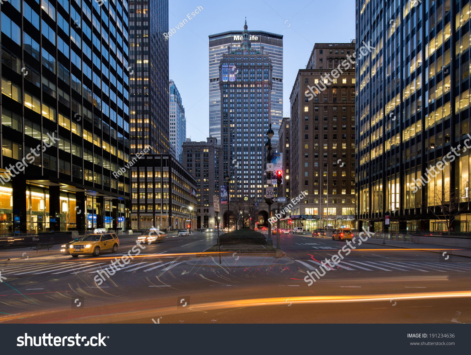 New York, Usa - March 18: Symmetrical Composition Of The Illuminated ...