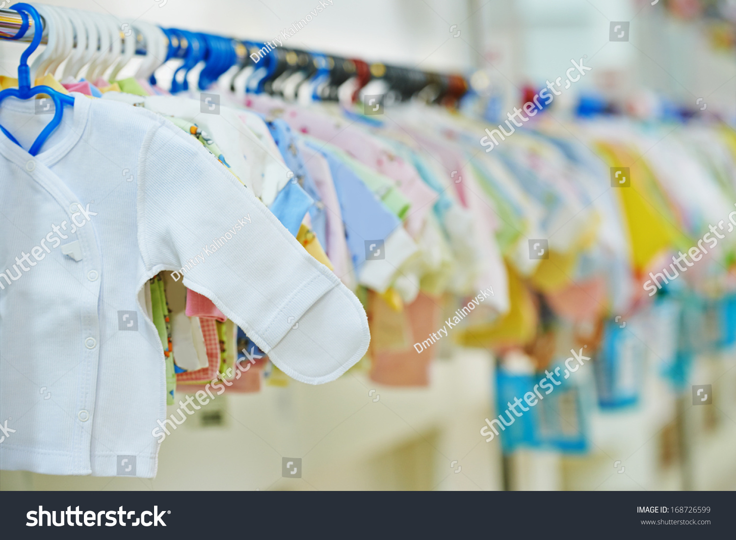 newborn clothing stores
