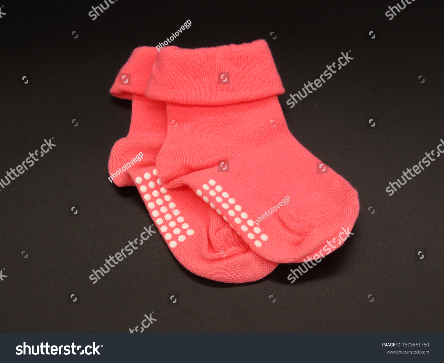 baby slip resistant socks