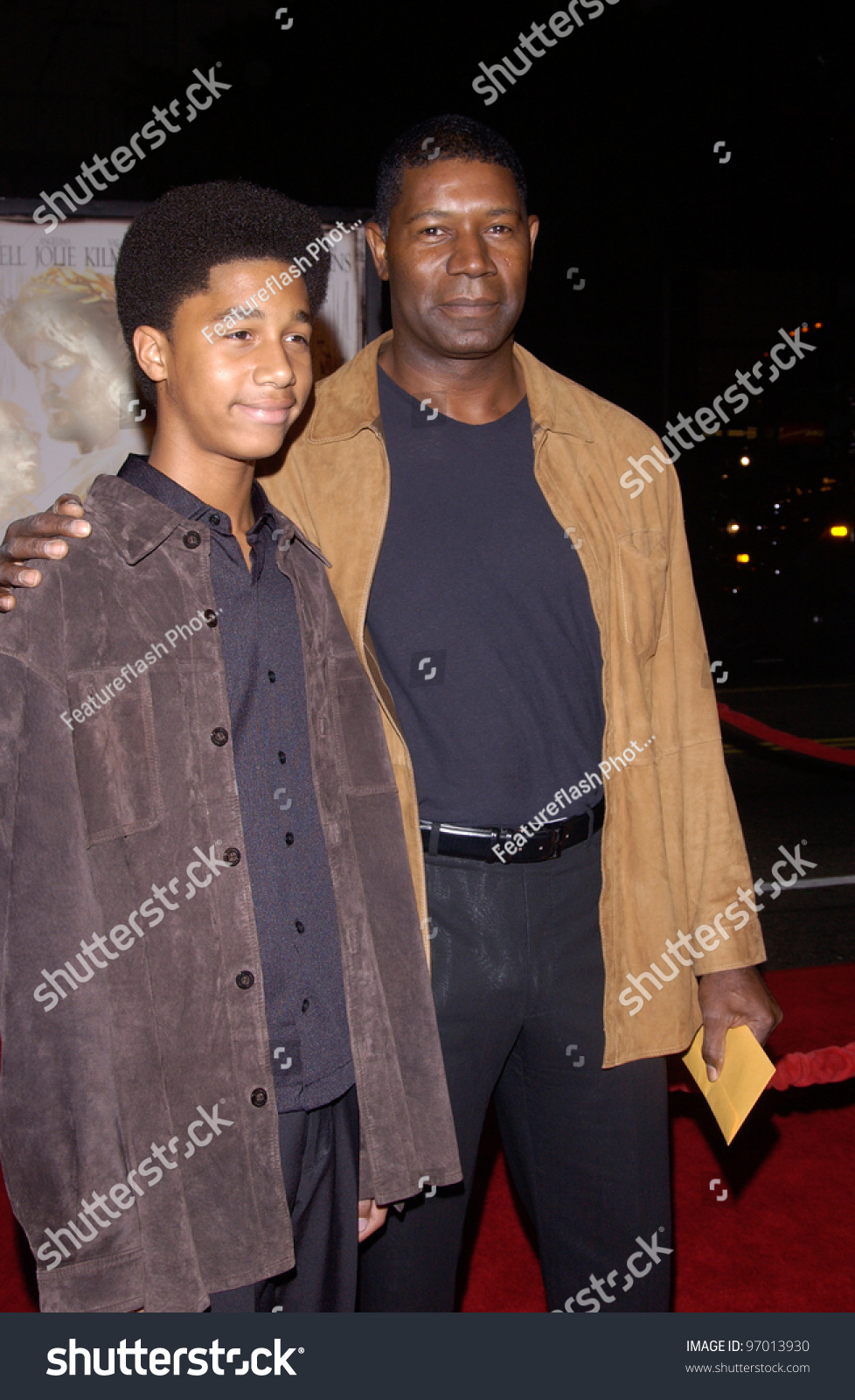Nov 16, 2004; Los Angeles, Ca: Actor Dennis Haysbert & Son At The World ...