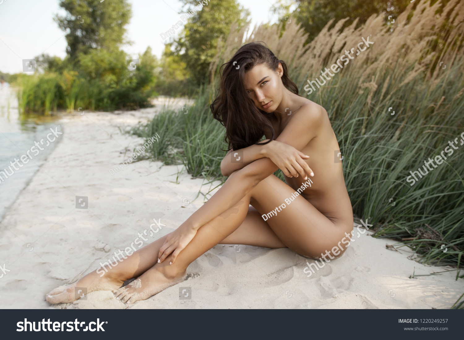 Beach pitures nude Celebrities Who