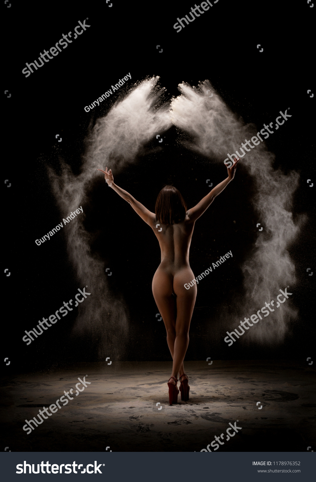 Naked girl dance