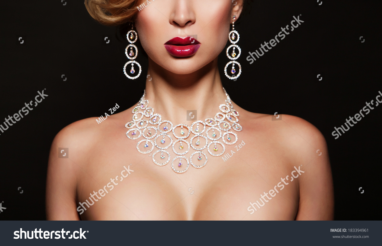 Nude jewellry Nude Photos Nude jewellry Nude Photos