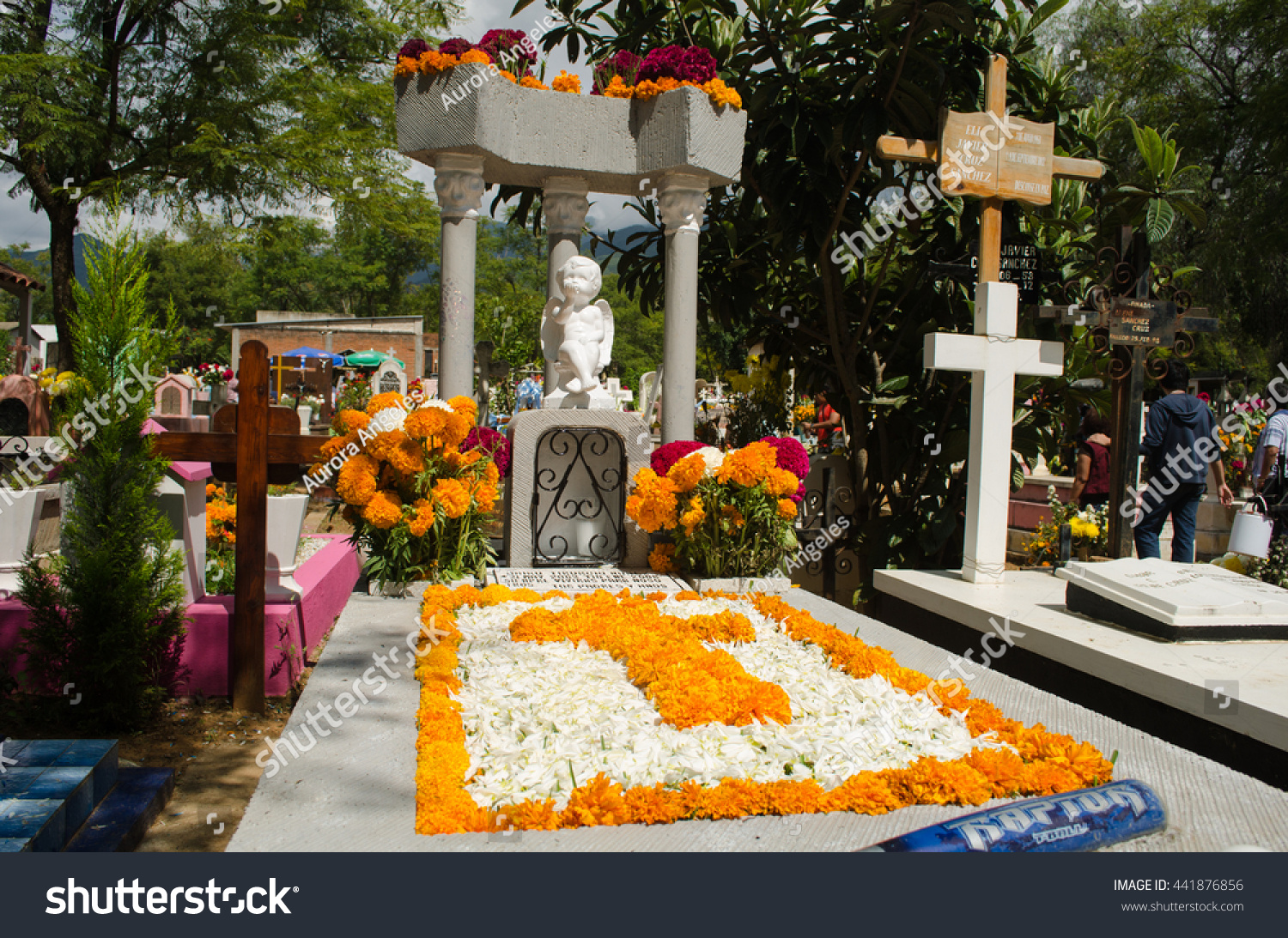 Oaxacaoaxacamexico November 2 2015 Grave Decorated Stock Photo