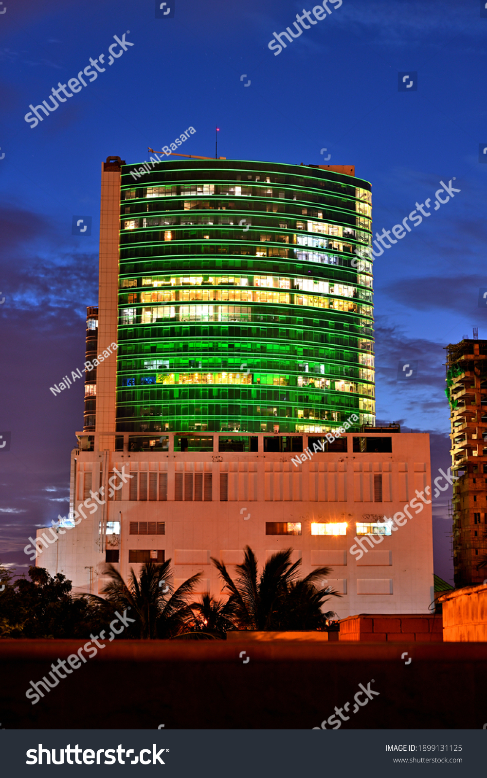 Ocean Mall Tower Night View Karachi Stock Photo 1899131125 Shutterstock ocean-mall-tower-night-view-karachi-stock-photo-1899131125-shutterstock