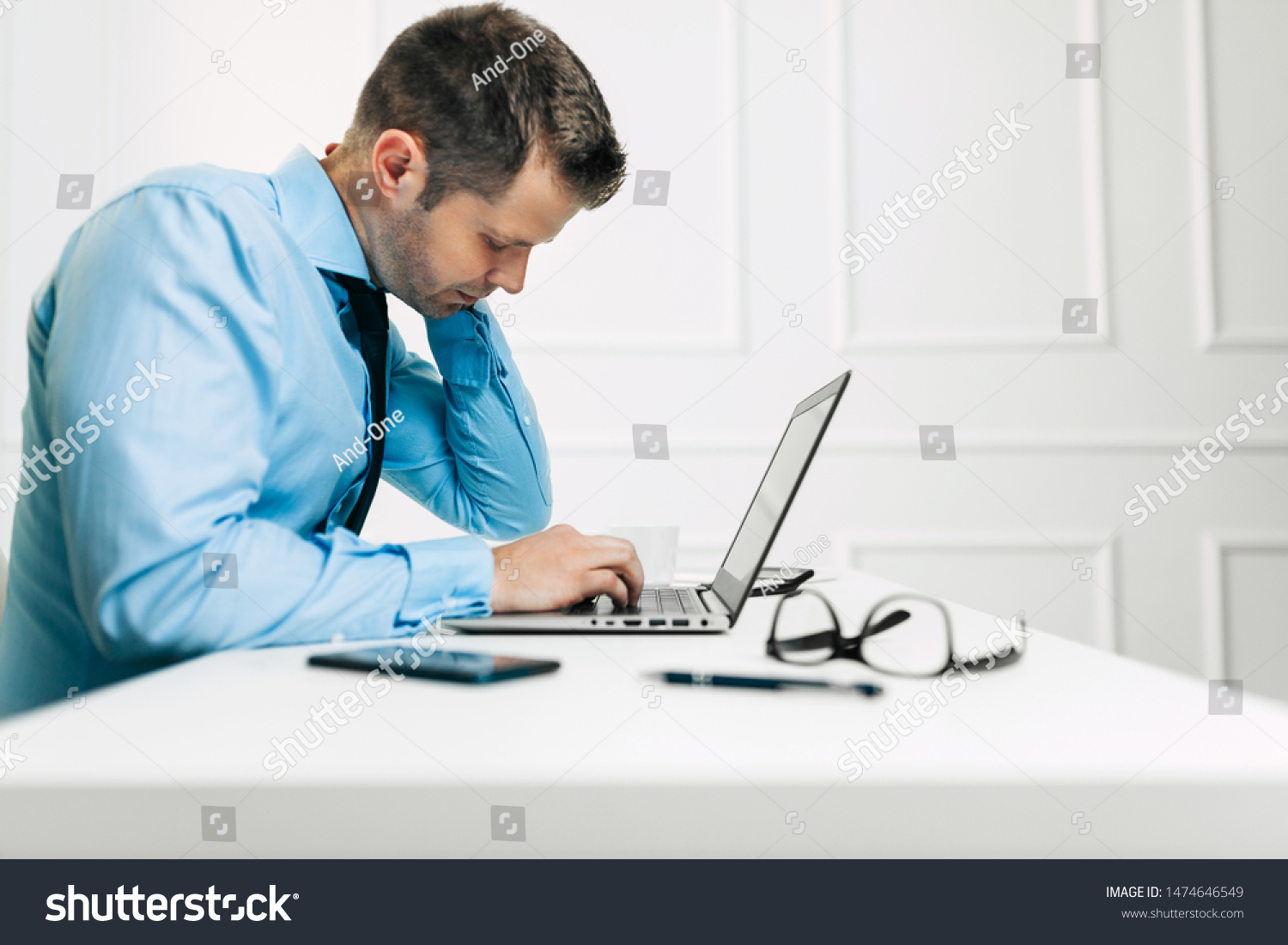 Office Worker Back Pain Sitting Desk Stock Photo Edit Now 1474646549