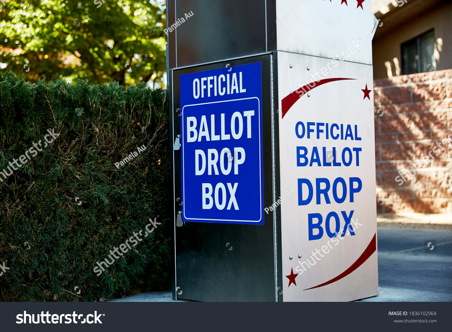 Drop Off Images Stock Photos And Vectors Shutterstock