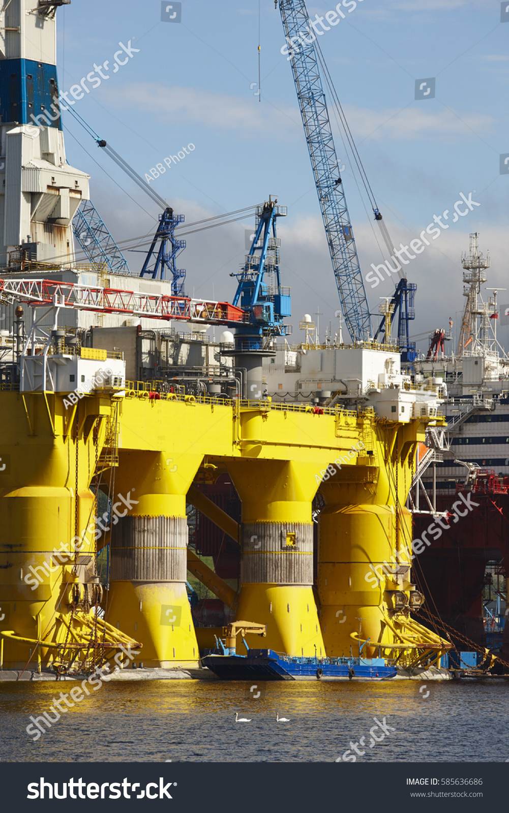 Oil Gas Platform Norway Energy Industry Stock Photo 585636686 ...