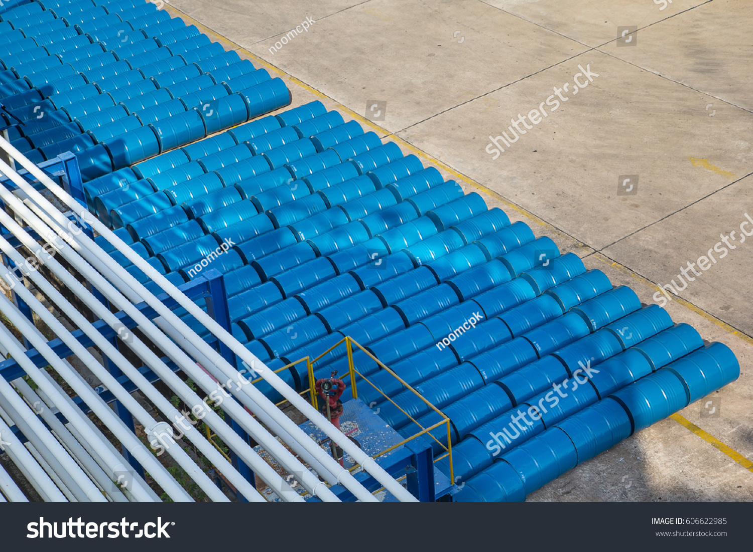 Oil Barrels Blue Top View Chemical Stock Photo 606622985 | Shutterstock