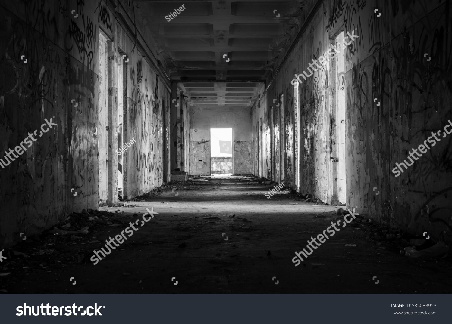 Old Abandoned Ruin Interior View Damaged Stock Photo 585083953 ...