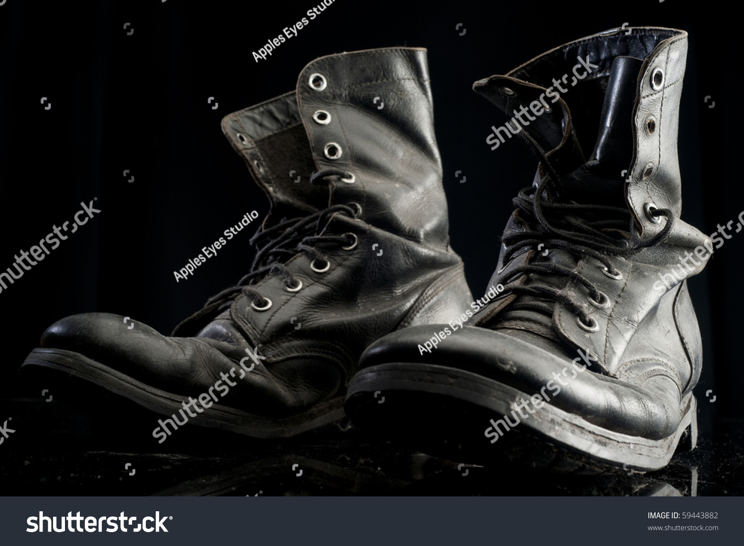 Old Army Boots Stock Photo 59443882 - Shutterstock