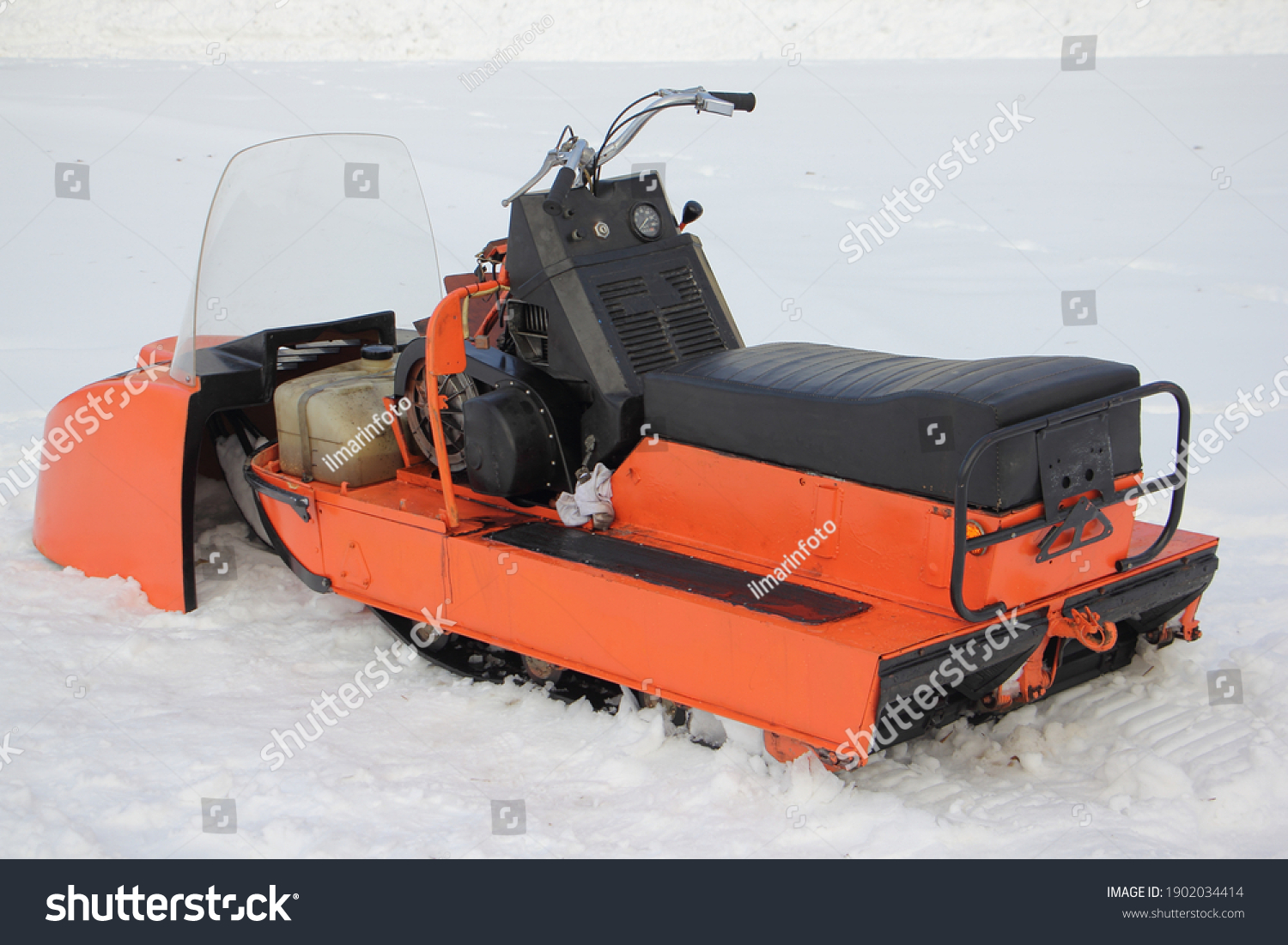 644 Old snowmobile Images, Stock Photos & Vectors | Shutterstock