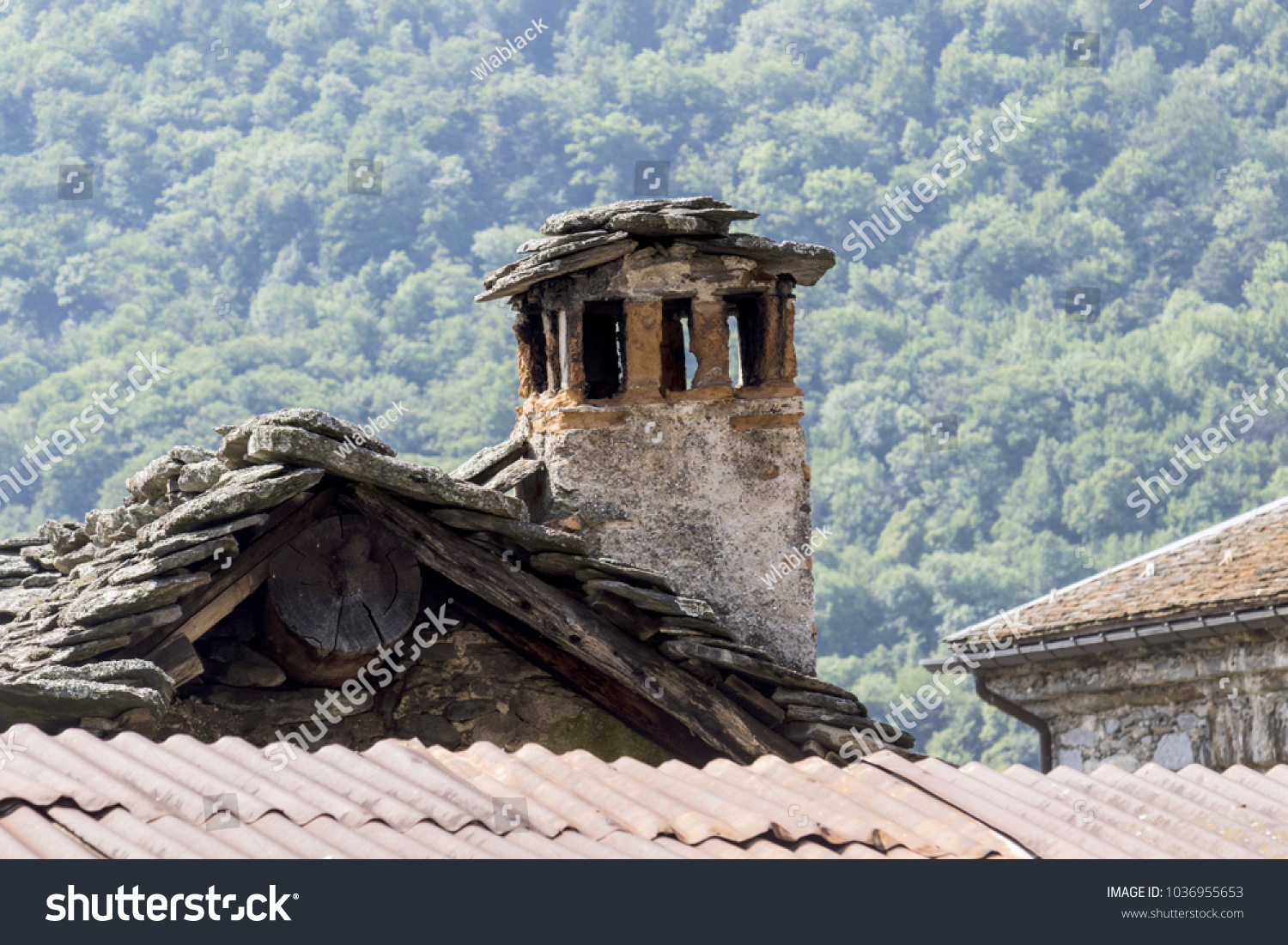 Old Chimney Mountain Cabin Stock Photo Edit Now 1036955653