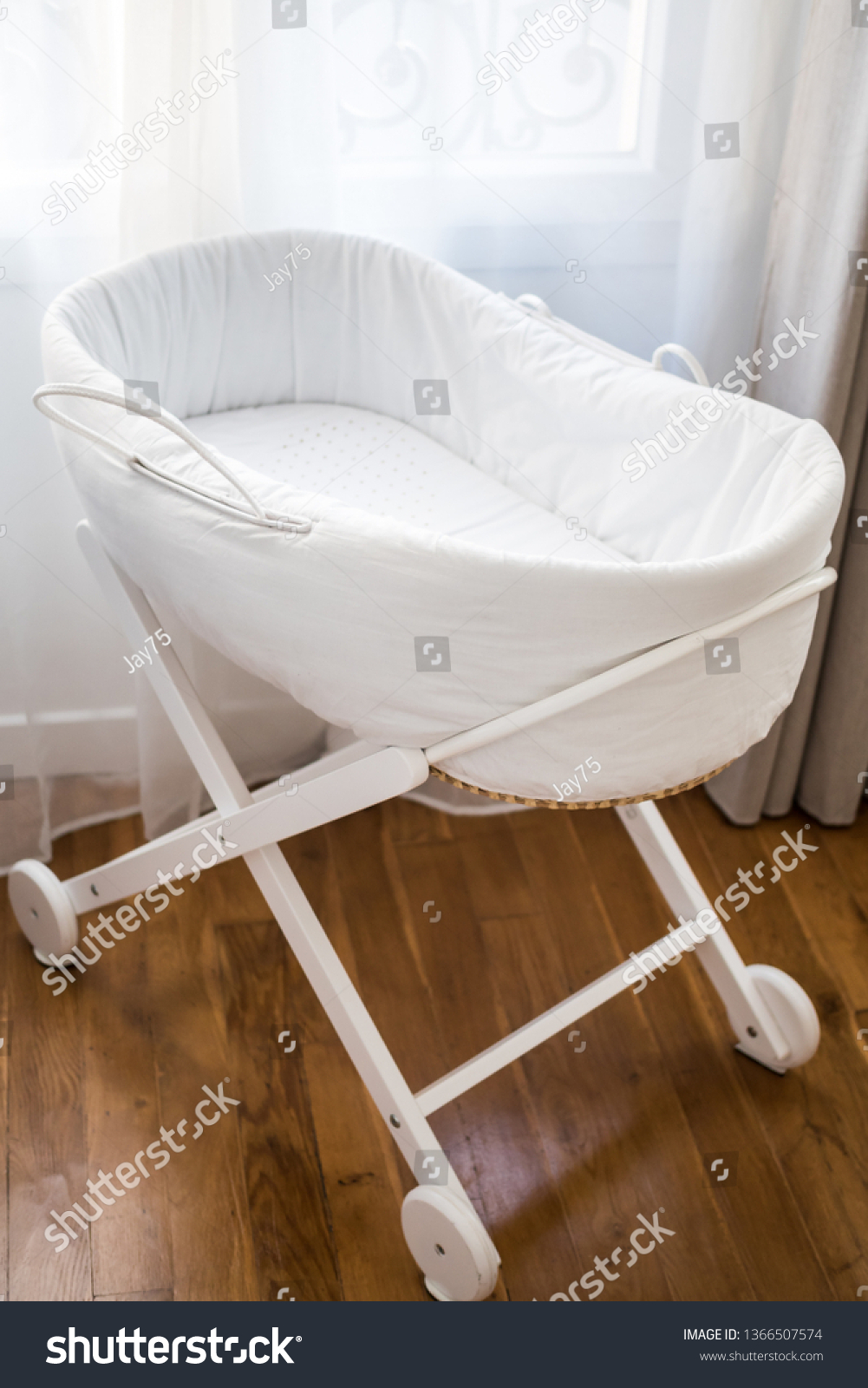 elegant baby bassinet