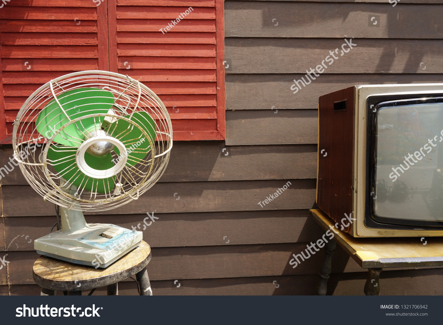 Old Fashioned Fan Television House Stock Photo Edit Now 1321706942