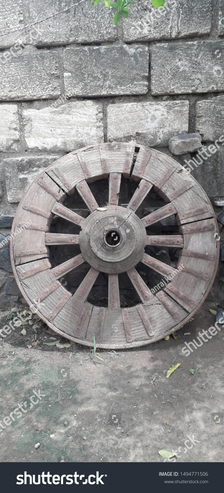 1 Old carriagewheel Images, Stock Photos & Vectors | Shutterstock