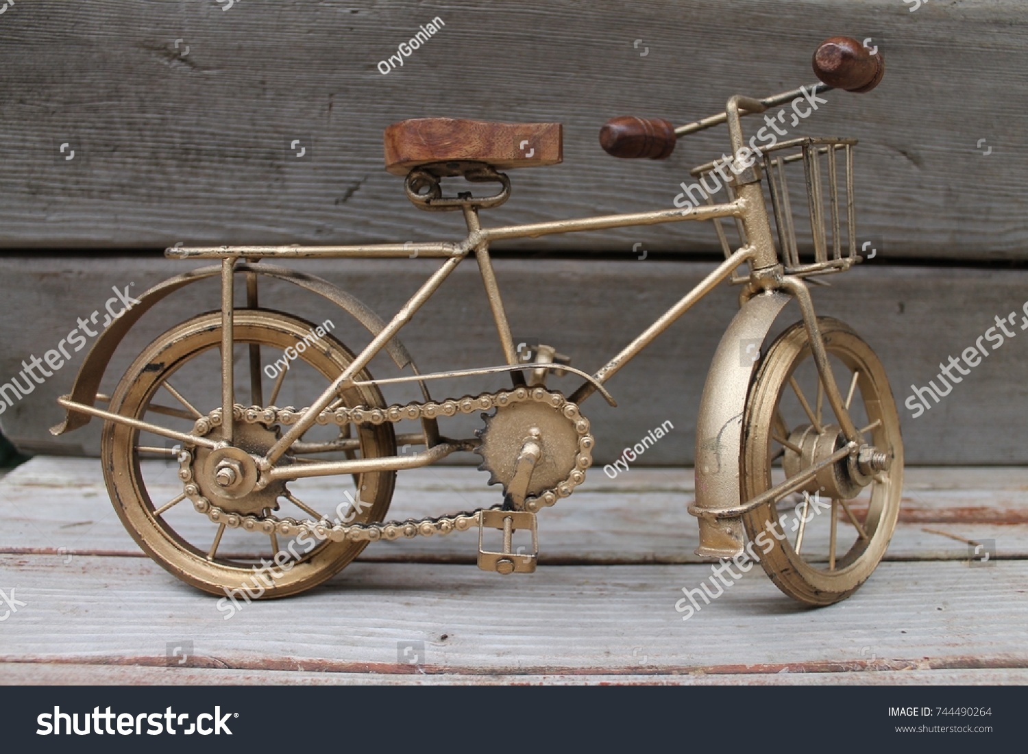 old fashioned pedal bike