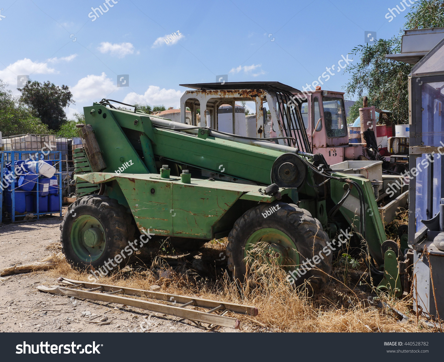 Old Heavy Duty Forklift Trucks Sale Stock Photo Edit Now 440528782