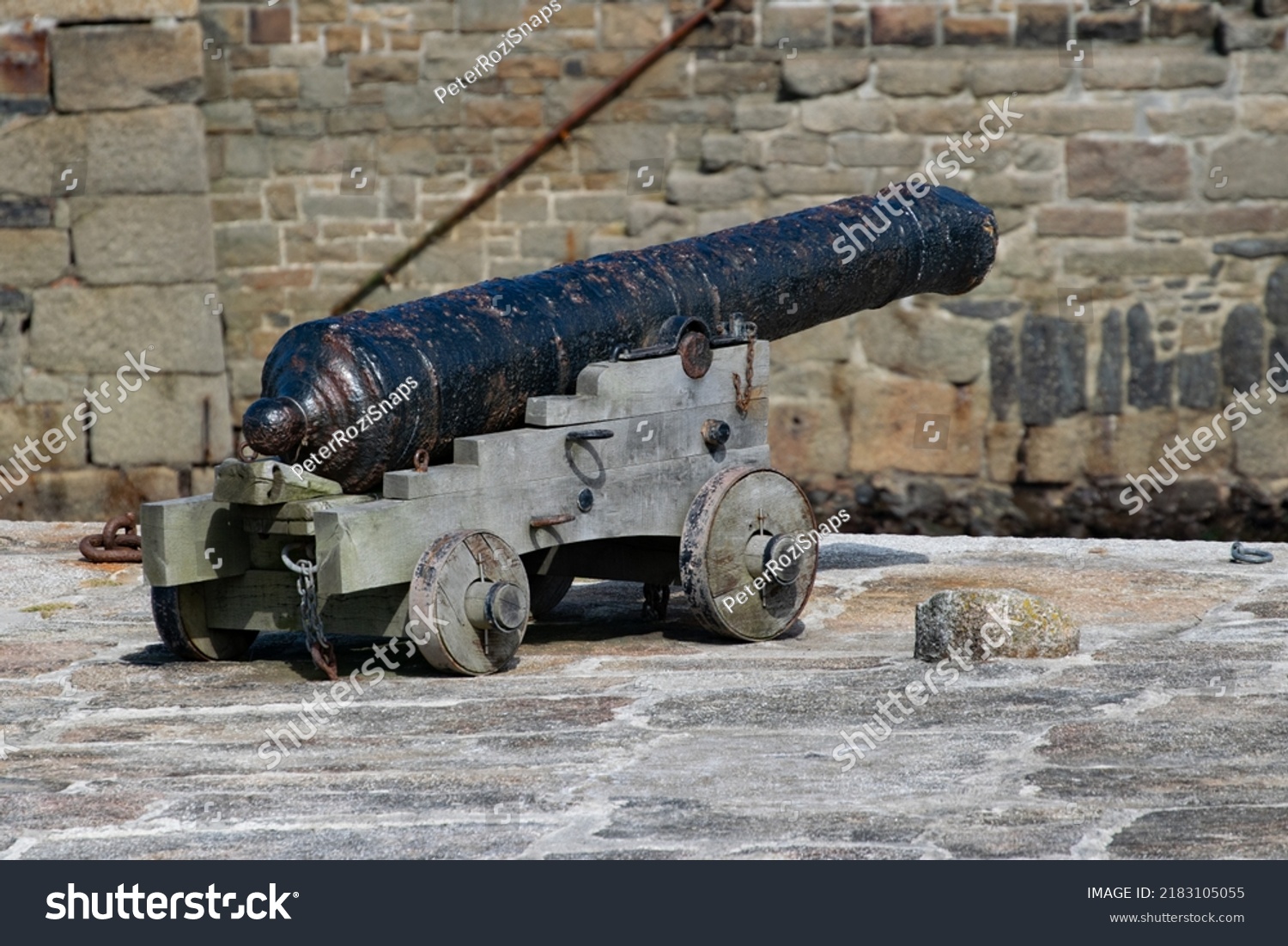 327 Naval canon Images, Stock Photos & Vectors | Shutterstock