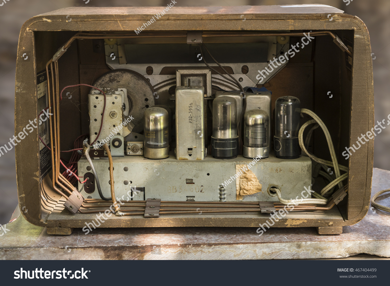 Old Vintage Radio Inside Tubes Wires Stock Photo Edit Now 467404499