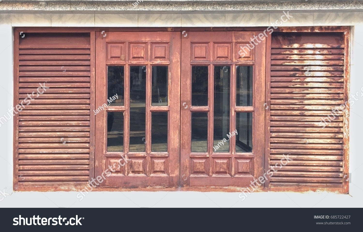 Old Wooden Window Frames Vintage Exterior Buildings Landmarks