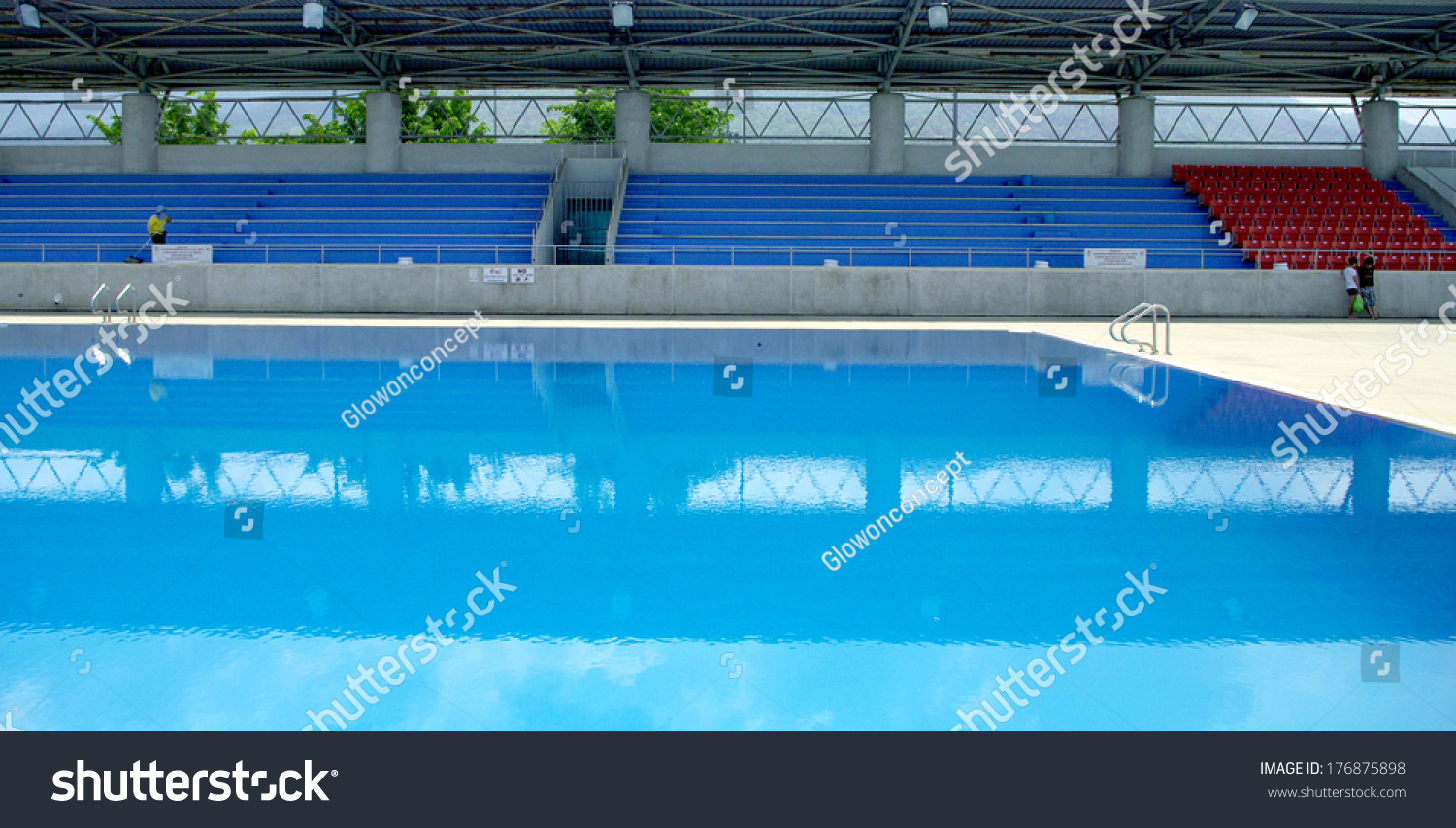 Olympic Standard Swimming Diving Pool Stock Photo 176875898 - Shutterstock