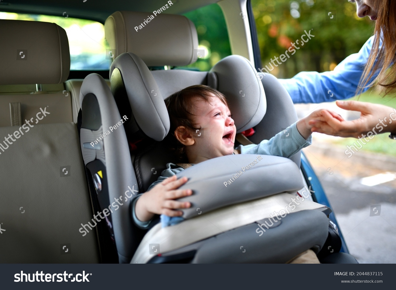 baby crying in the car seat