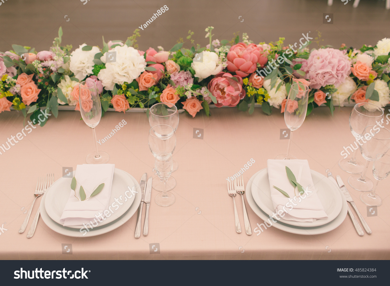 49 Impressive Wedding Table Setting Ideas Wedding Table Settings Rustic Wedding Table Wedding Table