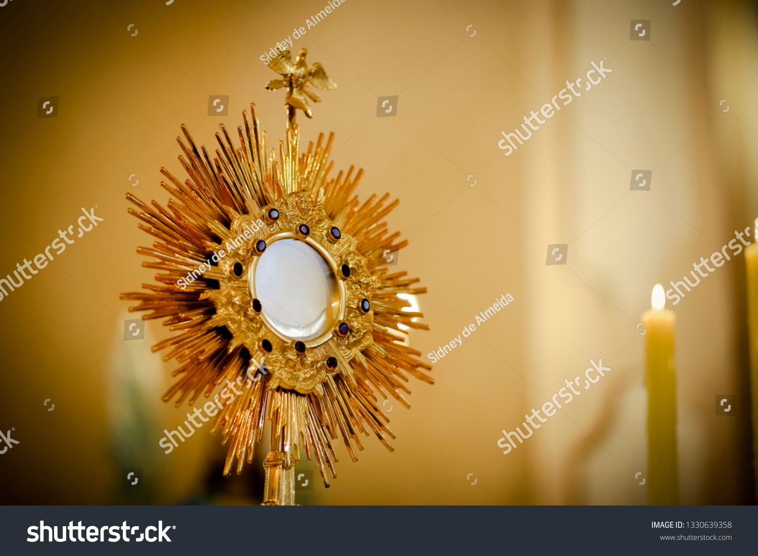 ostensory-worship-catholic-church-ceremony-stock-photo-1330639358