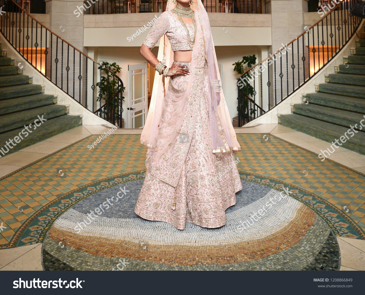 Pakistani Indian Bridal Showing Wedding Dress Stock Photo Shutterstock