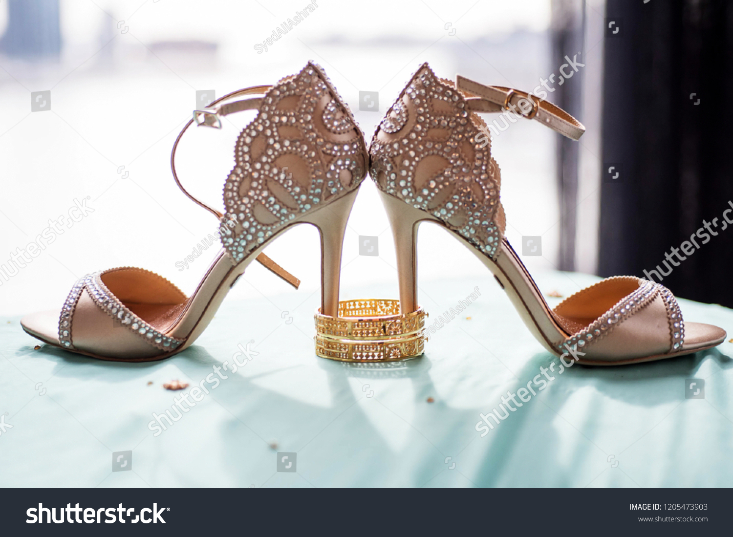 indian gold heels