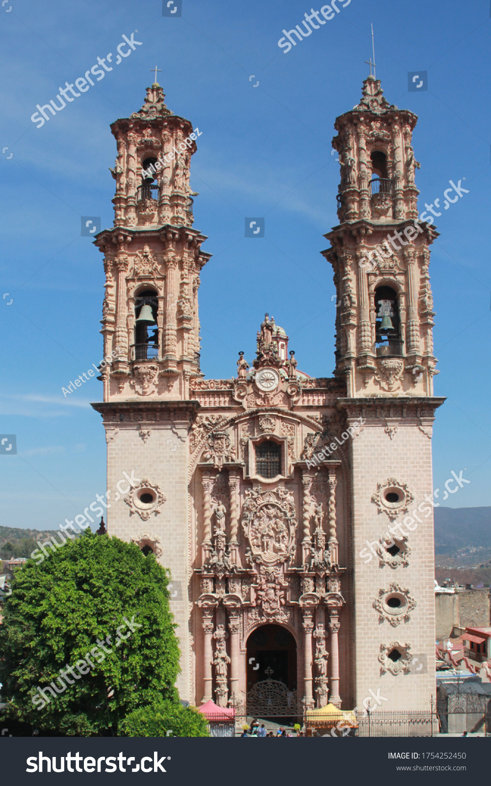 Panoramic View Taxco Town Cathedral Guerrero Stock Photo 1754252450 ...