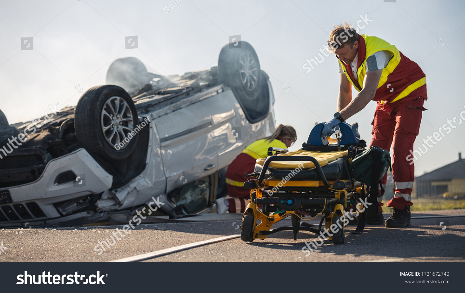 1,142 Rollover Crash Images, Stock Photos & Vectors | Shutterstock