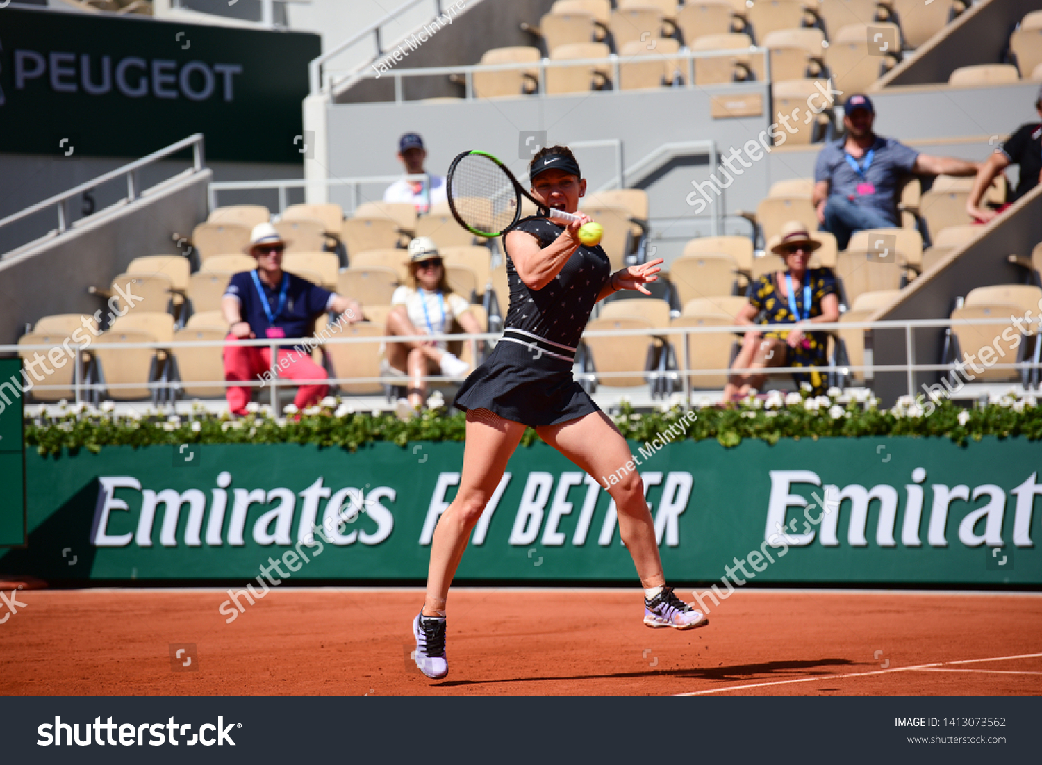 simona halep world Senior