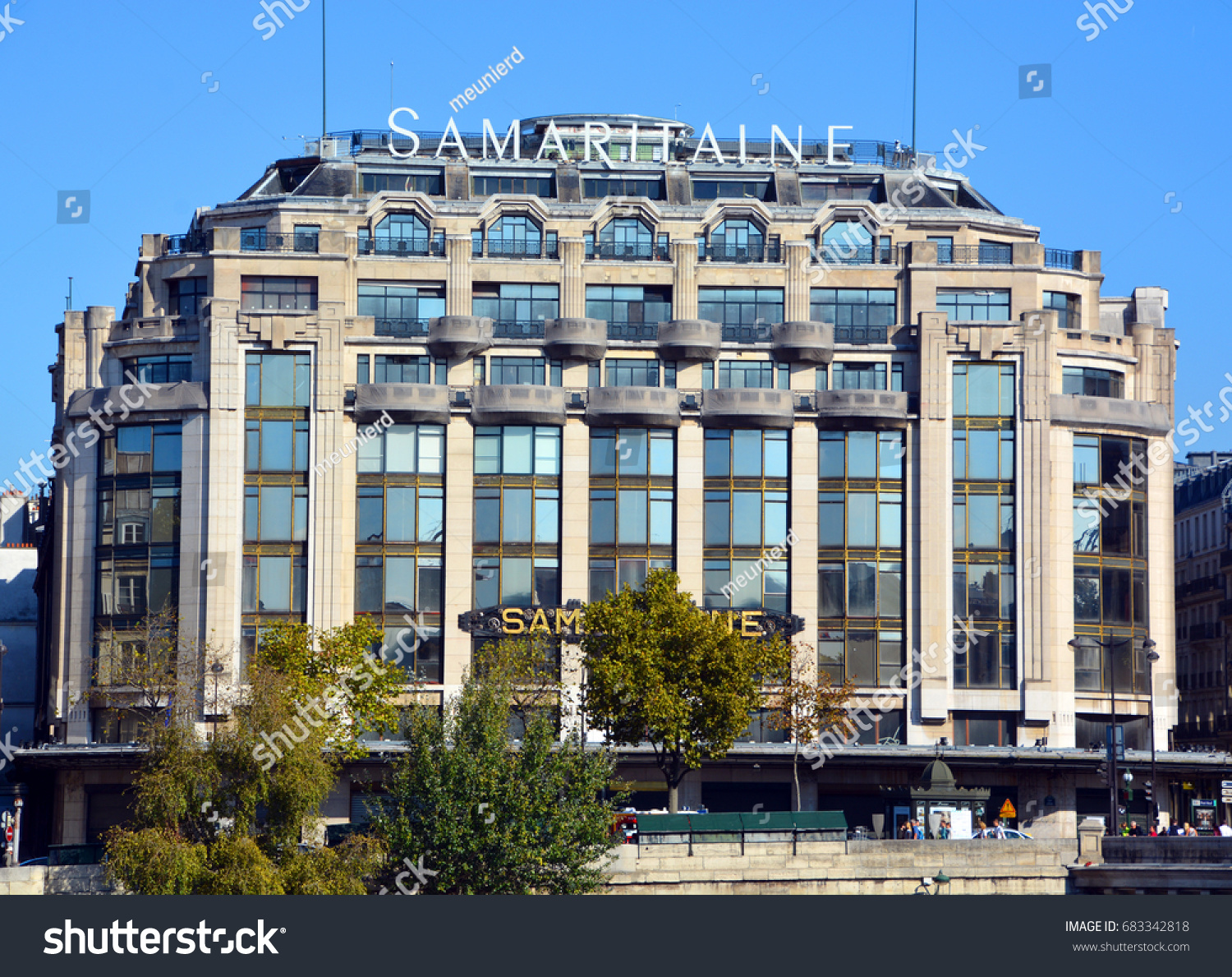 5 Grands magasins de la samaritaine Images, Stock Photos & Vectors ...