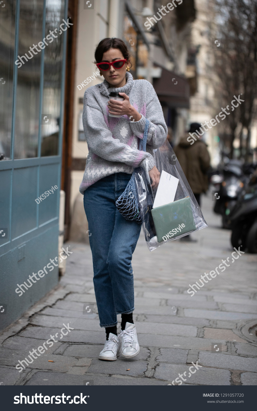 Meanwhile Street