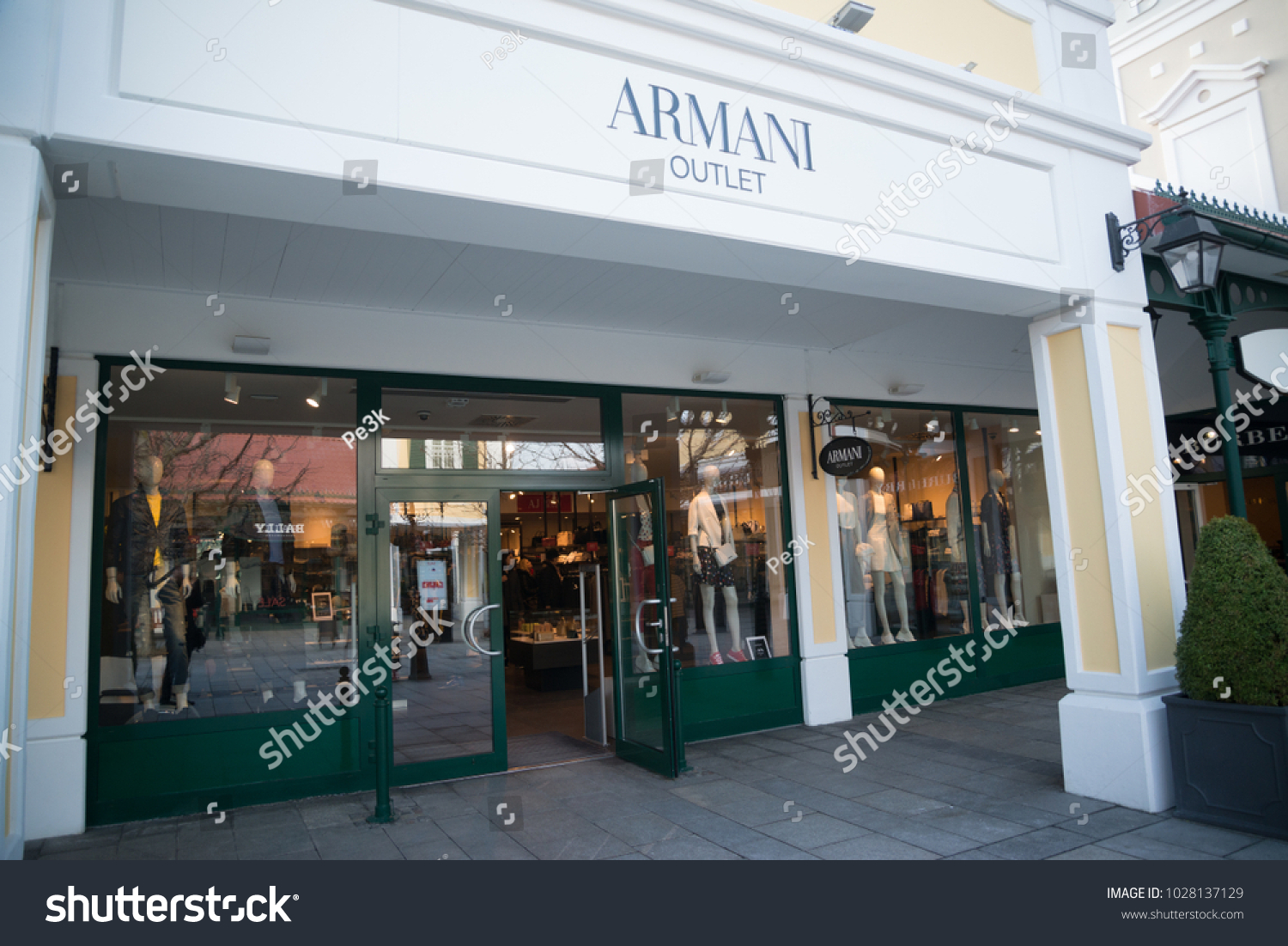 armani outlet store near me