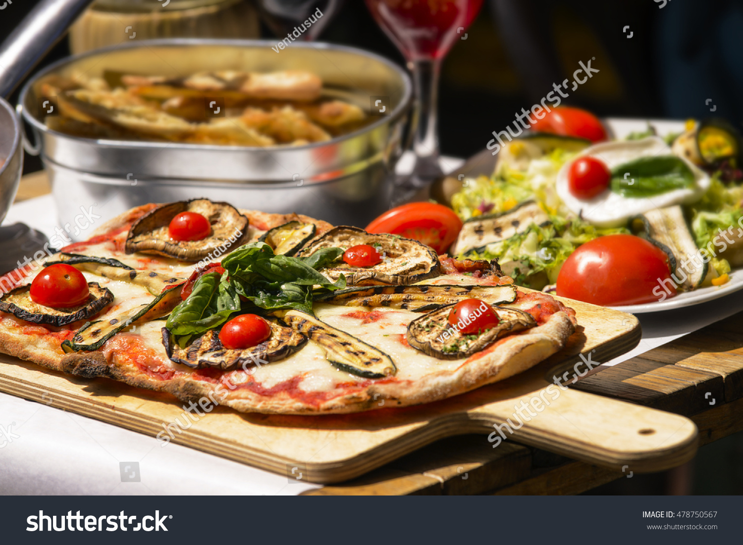 Restaurant De Pates A Rome Italie Photo De Stock Modifier Maintenant