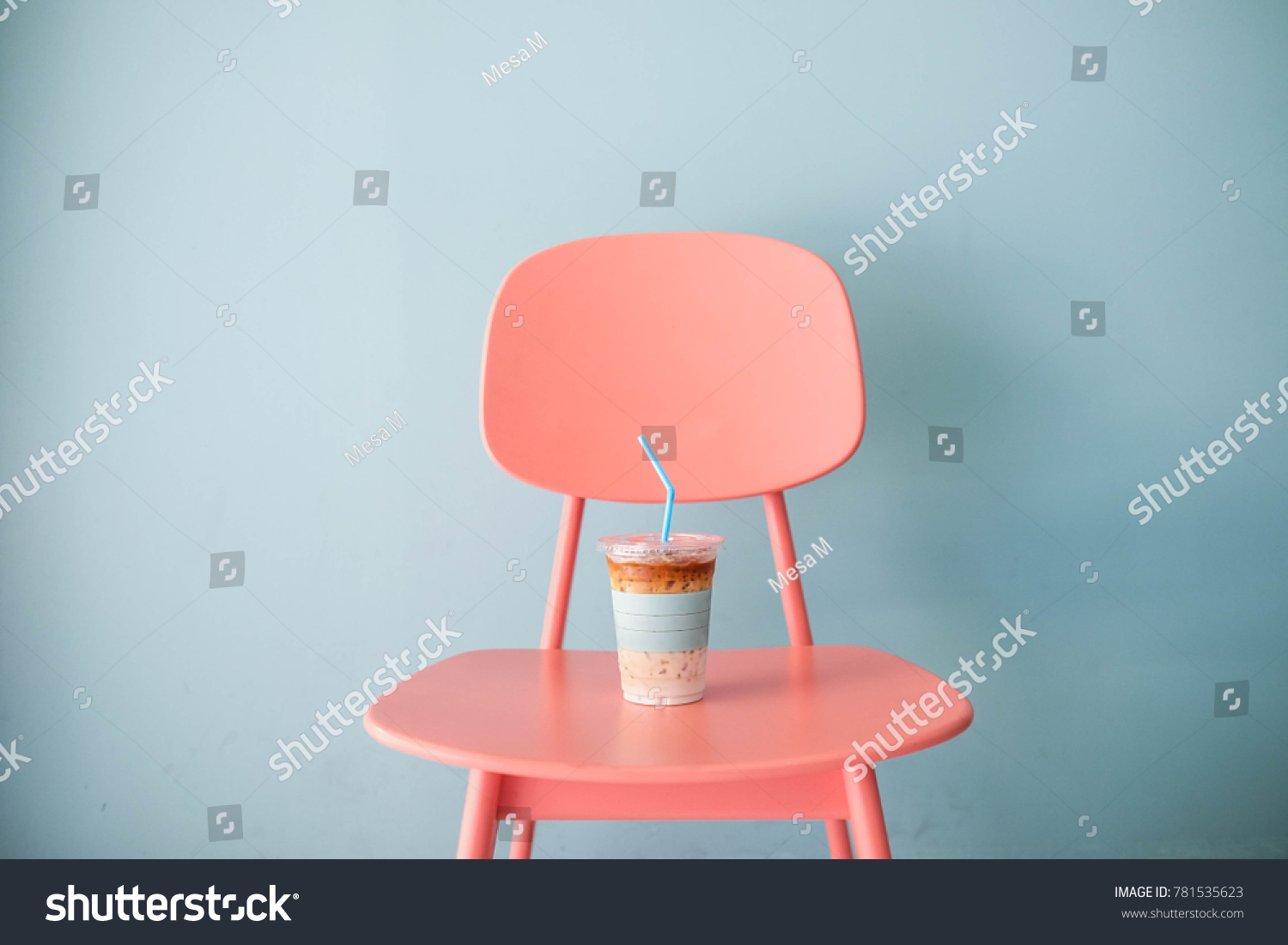 Stock Photography Trends 2018: Pastel Still Life