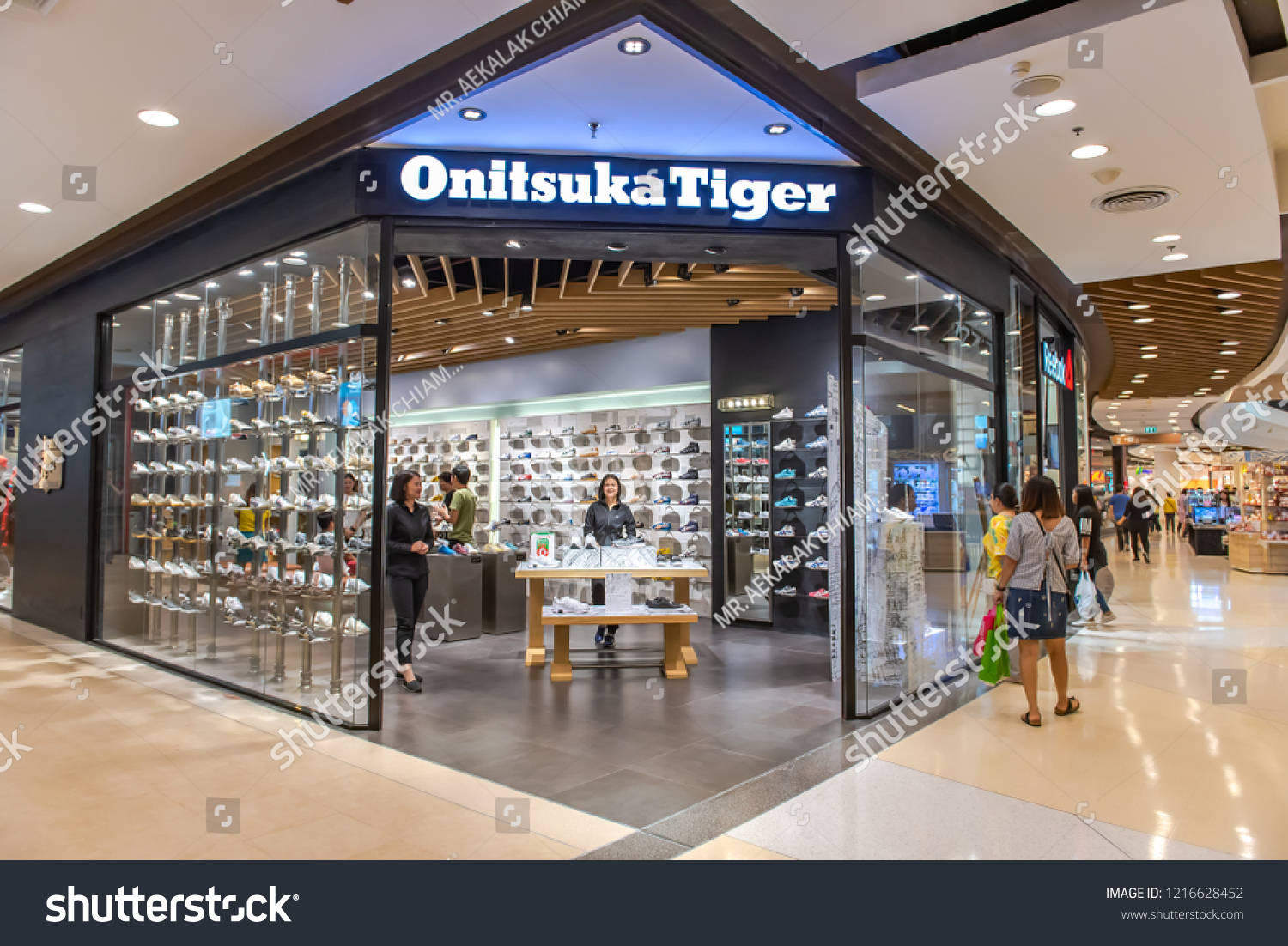 onitsuka thailand shop