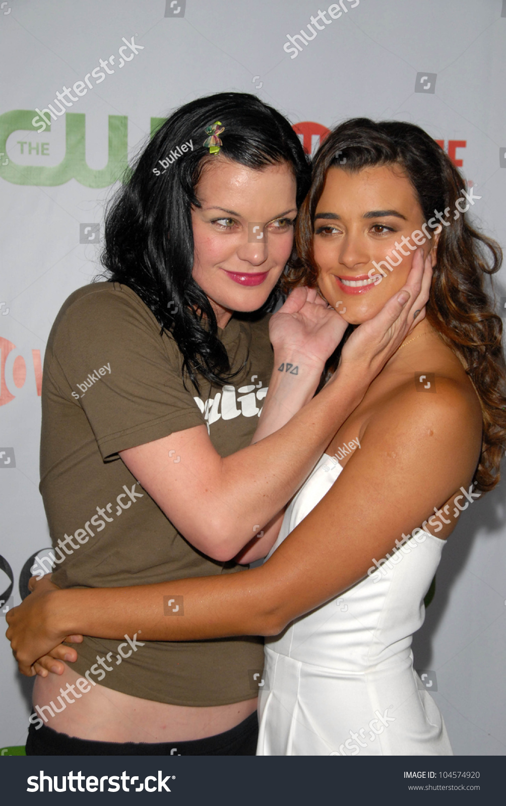 Pauley Perrette Cote De Pablo Cbs Foto Stock 104574920 Shutterstock