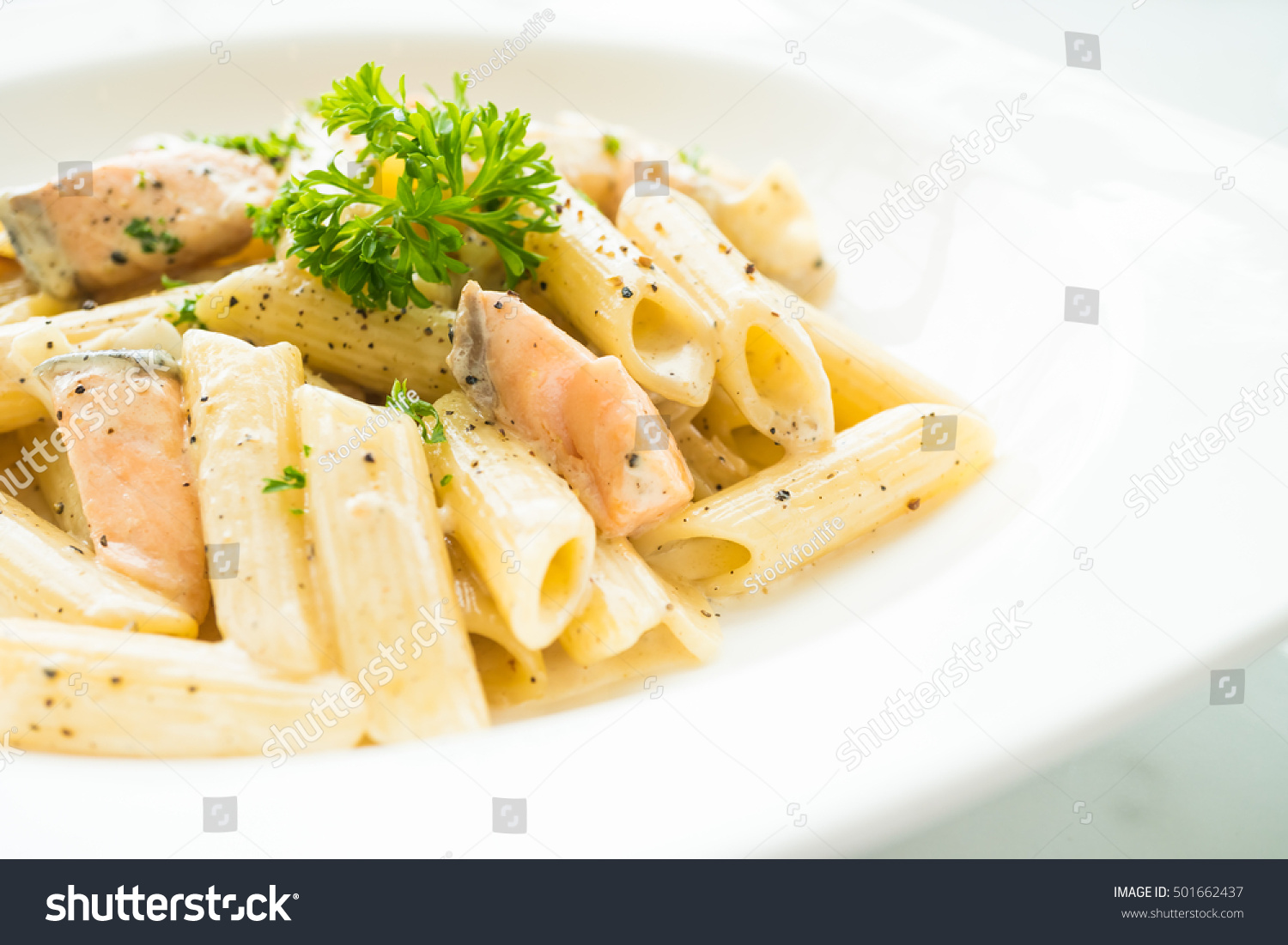 Penne Salmone – Somonlu Makarna Penne Salmone – Somonlu Makarna