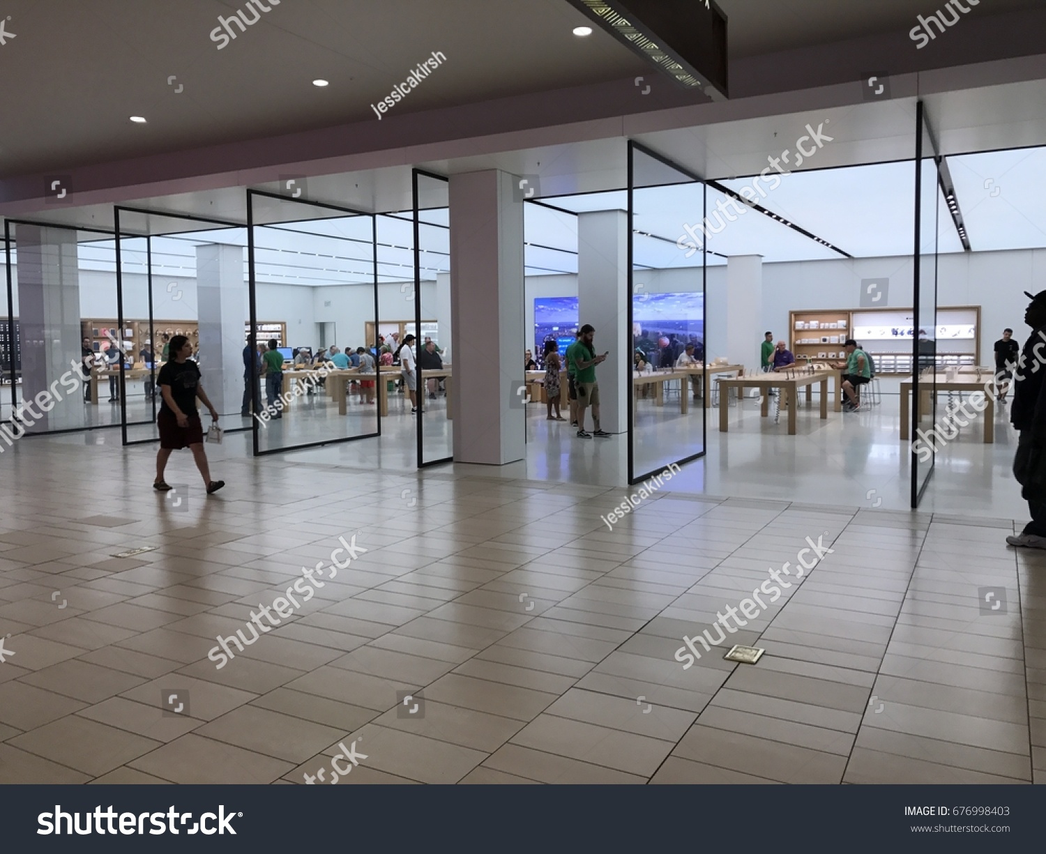 Phoenix April 19 Pivoting Glass Doors Stock Photo Edit Now 676998403