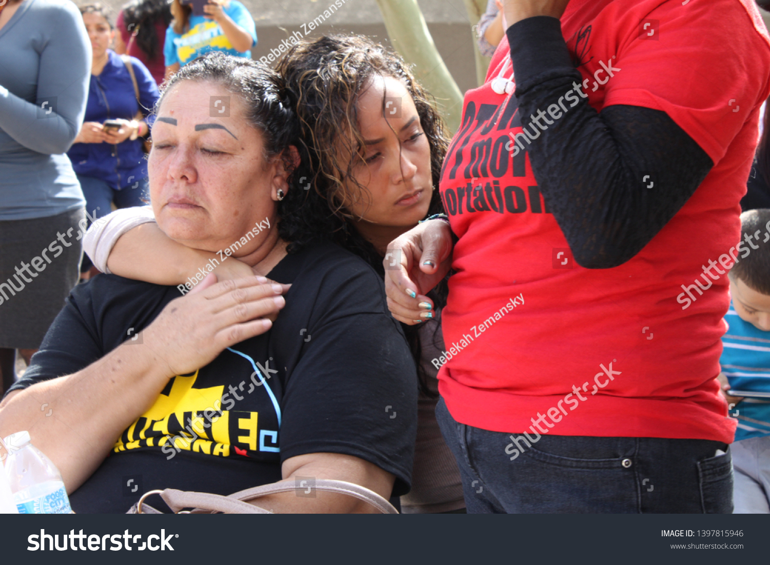 Familia deported Images, Stock Photos & Vectors | Shutterstock