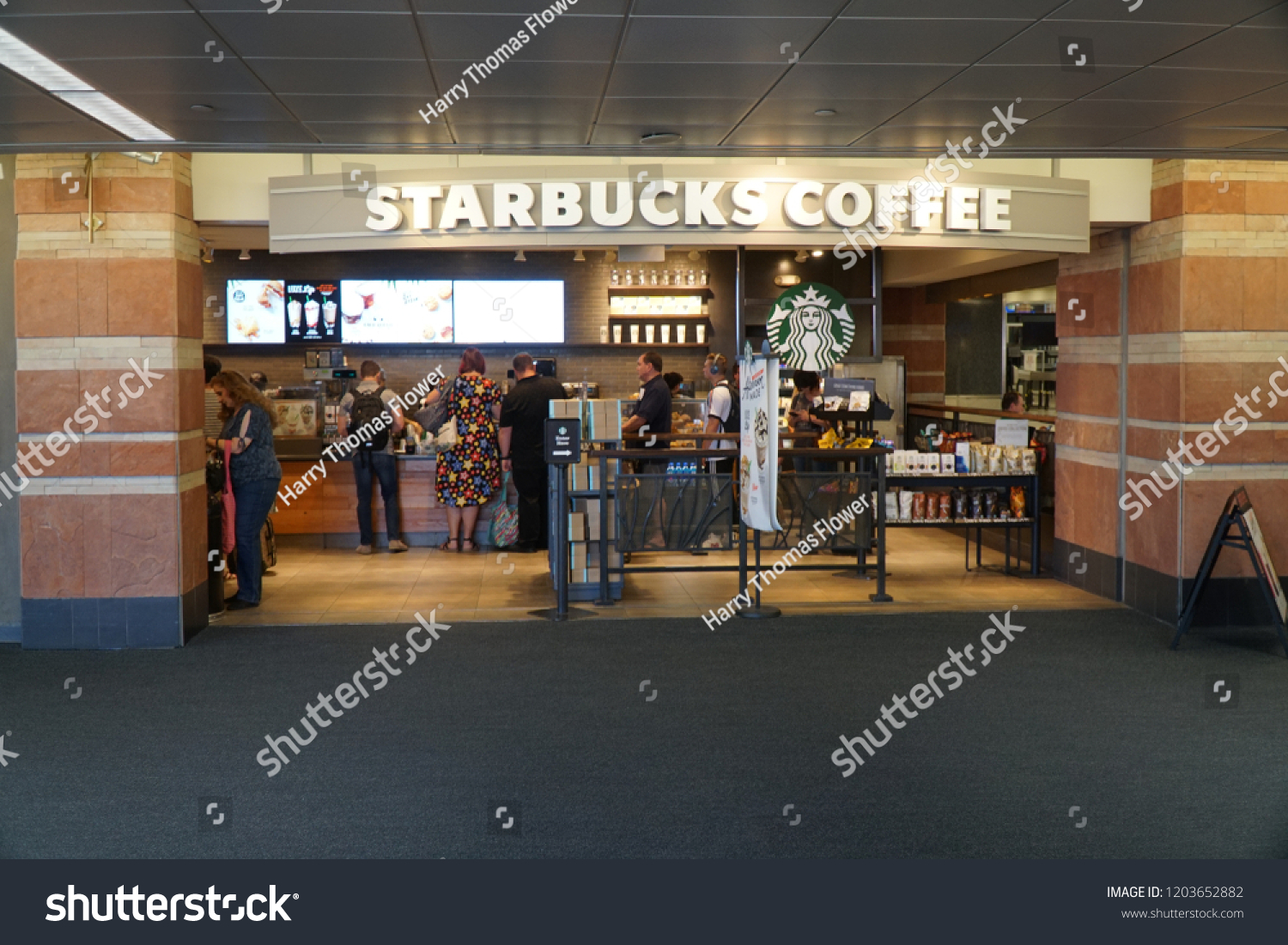 Phoenix Az Usa 07032018 Starbucks Located Stock Photo 1203652882 ...