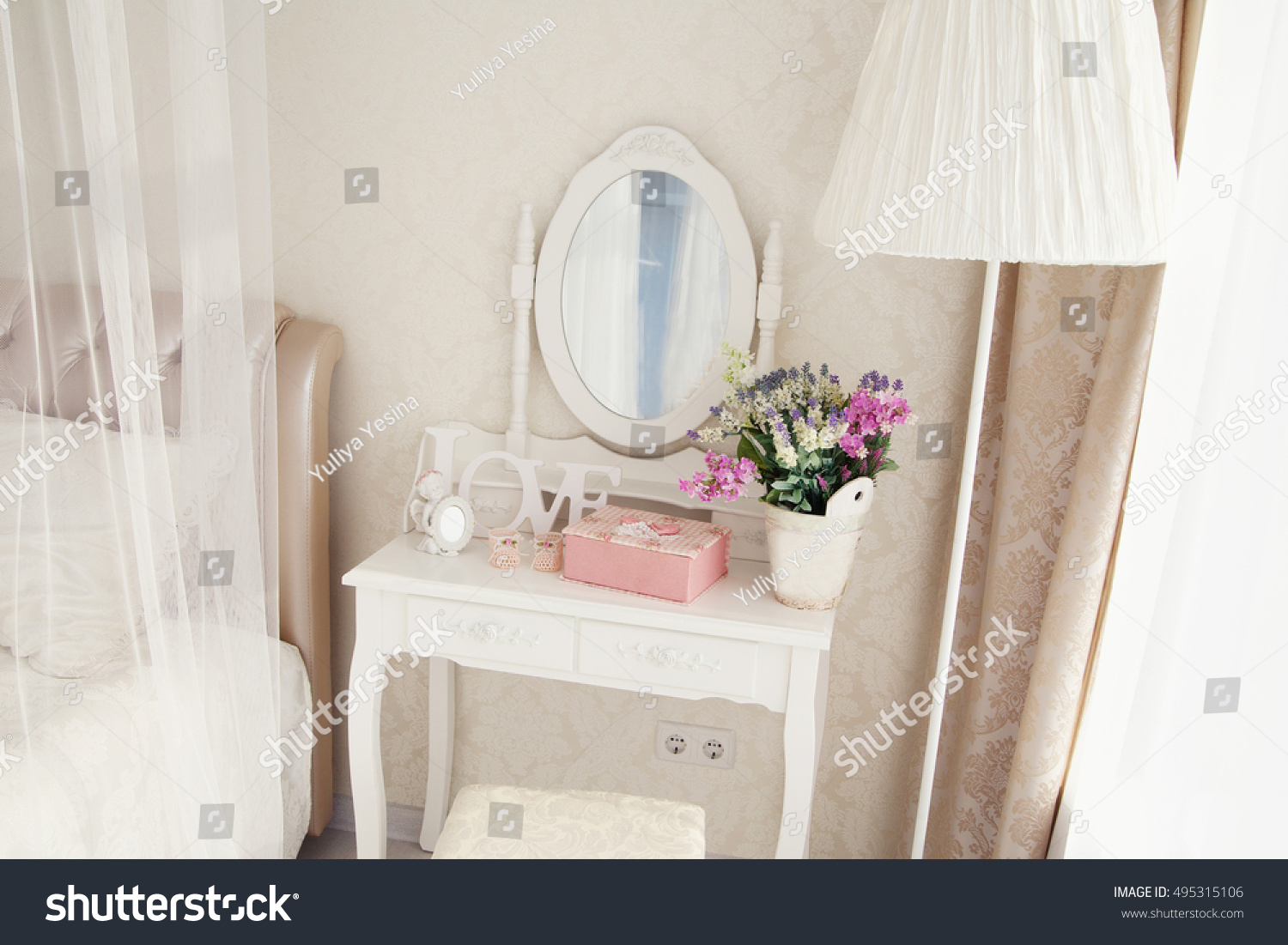 Photo Girls Dressing Table Mirror Decoration Objects Interiors