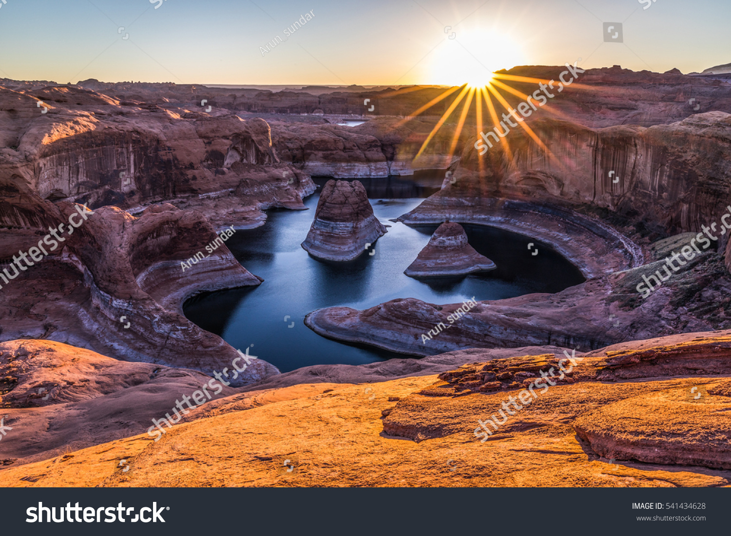 reflection canyon hike